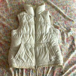 American Eagle White puffer vest